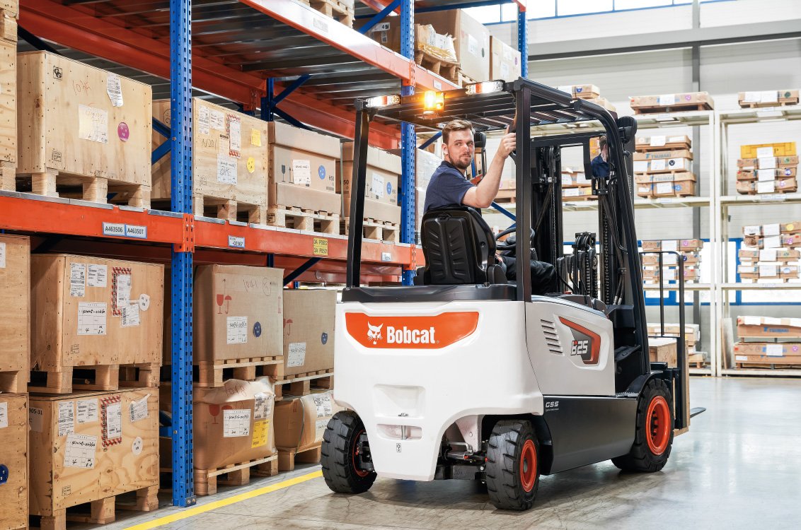 Bobcat B35X-7 Plus Electric Pneumatic Forklift in a warehouse