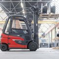 Linde E20 Electric Pneumatic Forklift in a warehouse