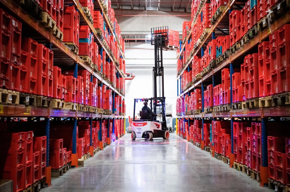 Bobcat B16X-7 Plus Electric Pneumatic Forklift in a warehouse