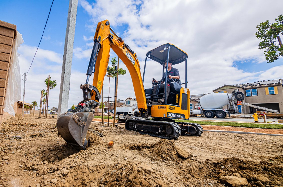 JCB 18Z-1 Mini Excavator digging