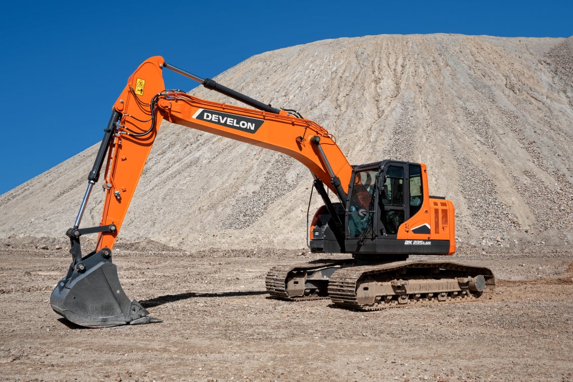 DEVELON DX235LCR-7 Crawler Excavator 