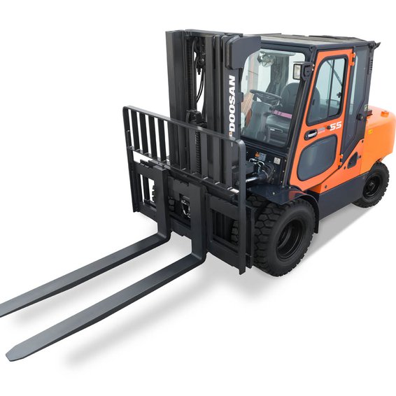 Doosan D55C7 IC Pneumatic Forklift Williams Machinery