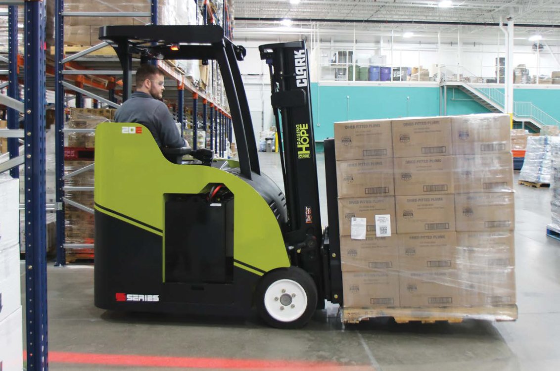 Clark SES20 Electric Stand-Up Cushion Forklift 