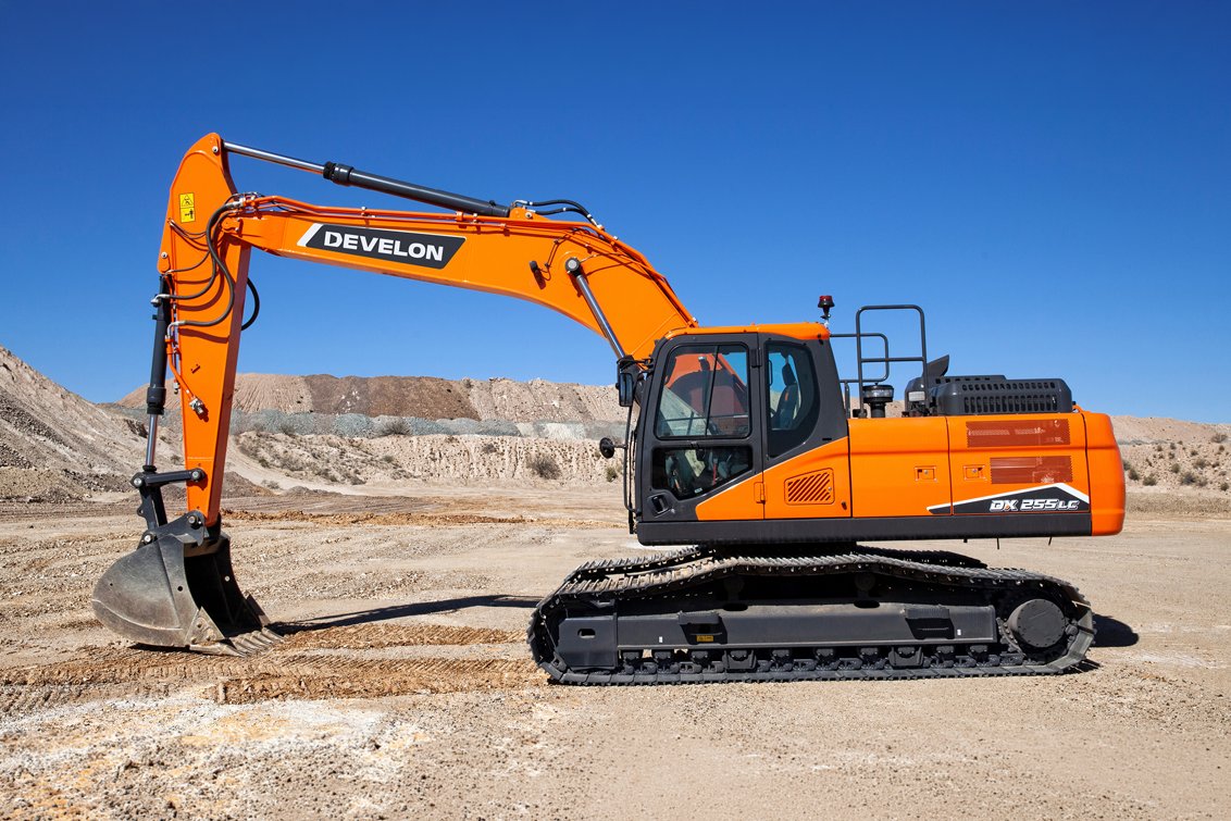 DEVELON DX255LC-7 Crawler Excavator 
