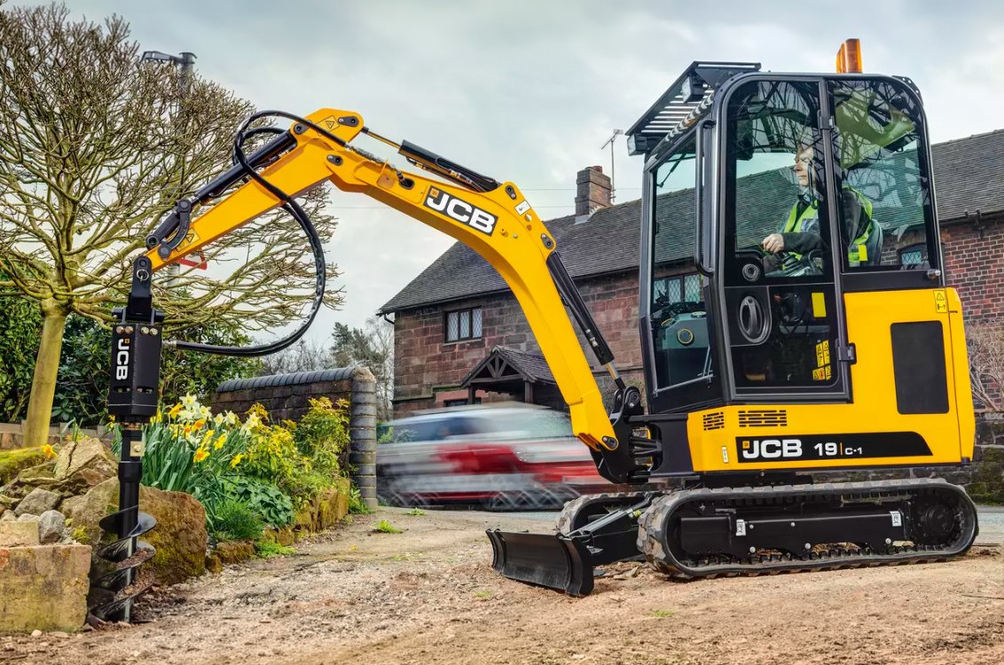 JCB 19C-1 Mini Excavator drilling