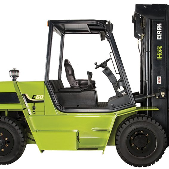 CLARK C70 IC-Pneumatic Forklift CLARK C70 IC-Pneumatic Forklift