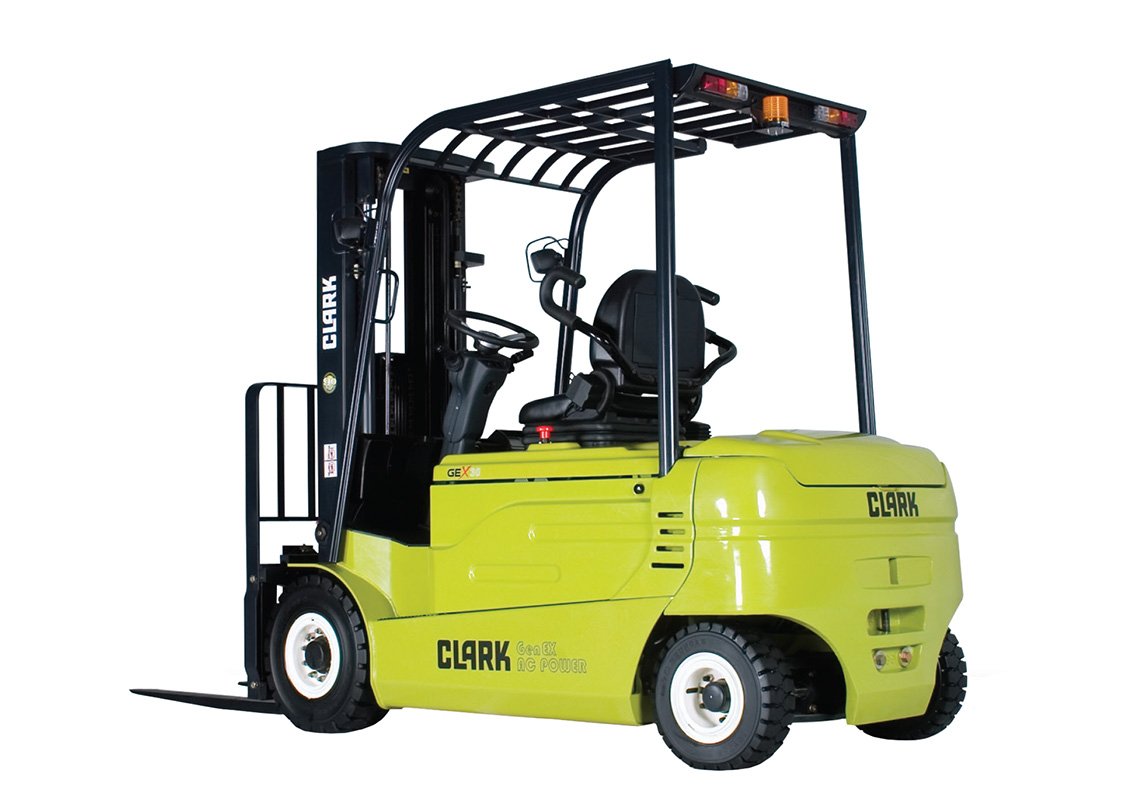 Clark GEX 30S Electric Rider Pneumatic Forklift 