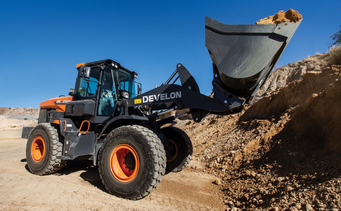 DEVELON DL250-7 Wheel Loader hauling dirt