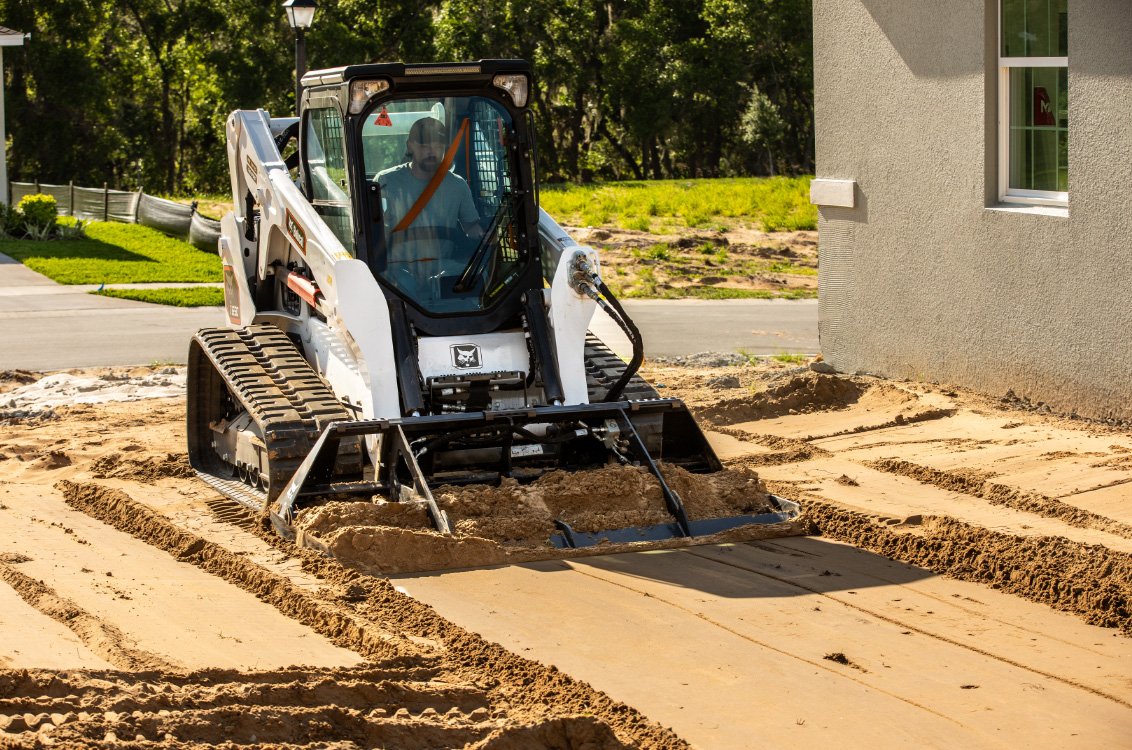 Bobcat T650 Compact Track Loader with land plane
