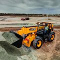 JCB 510-55TC Telehandler moving rock material