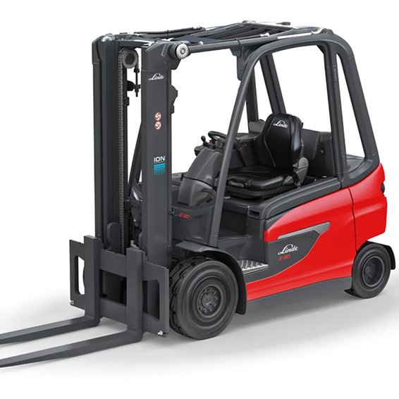 Linde E20 Pneumatic Electric Rider Forklift  Linde E20 Pneumatic Electric Rider Forklift