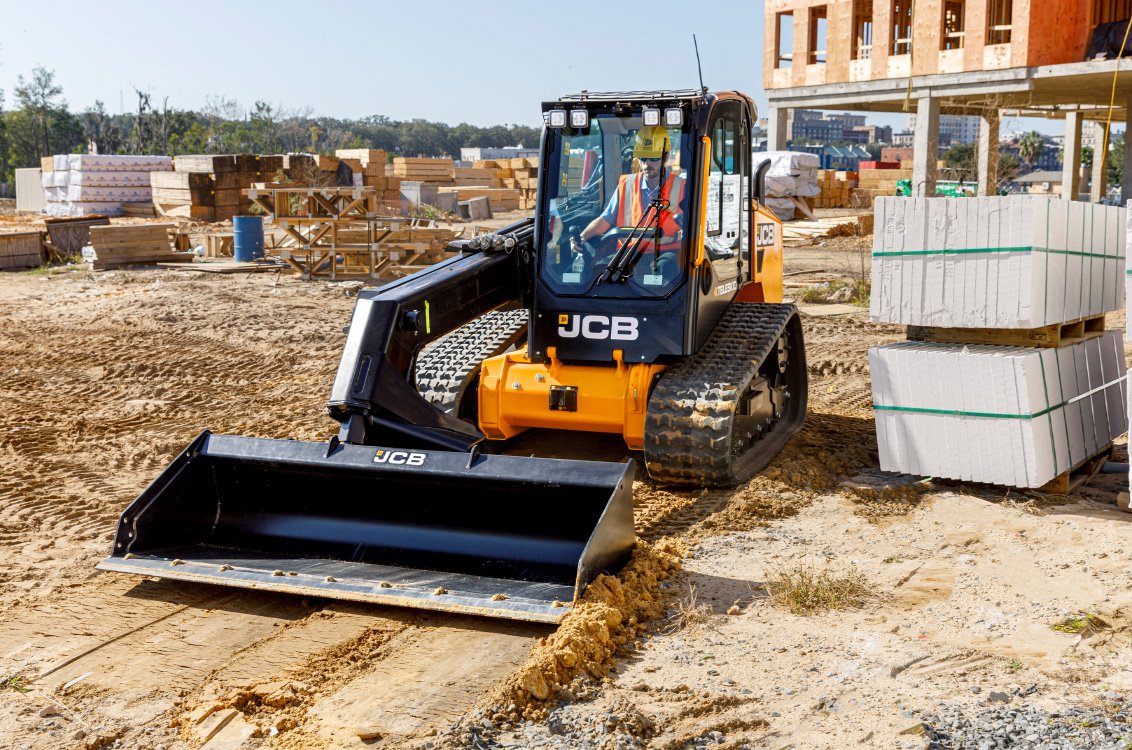 JCB 3TS-8T Teleskid Compact Track Loader land planing
