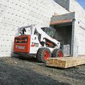 Bobcat S770 Skid Steer loader 