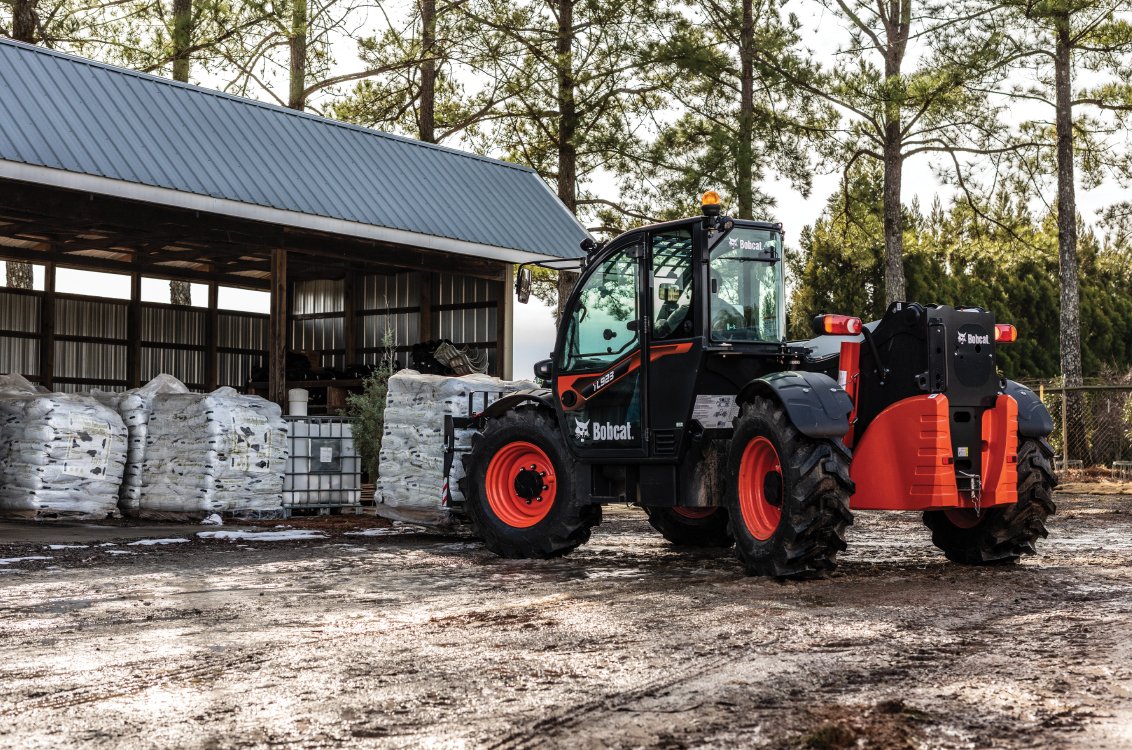 Bobcat TL923 Telehandler storing pallets of fertilizer