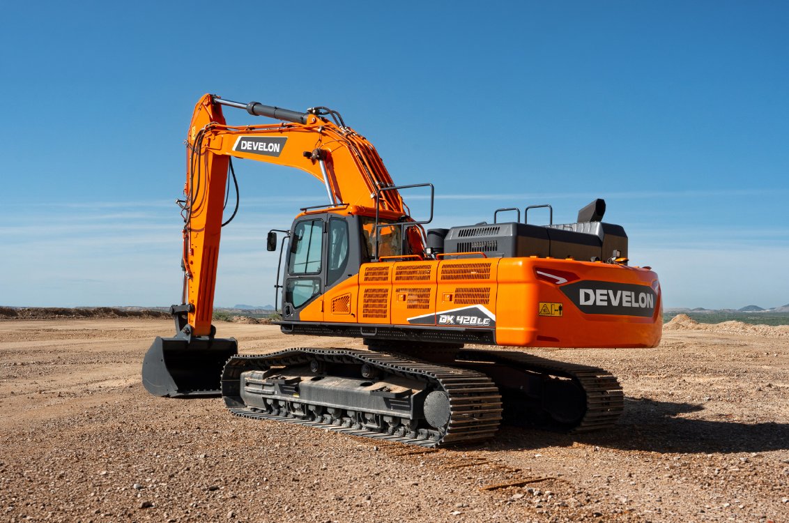 DEVELON DX420LC-7 Crawler Excavator 