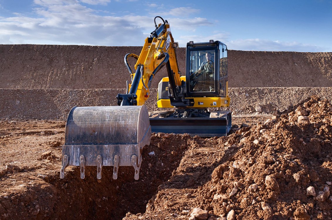 JCB 90Z-2 Mini Excavator trenching