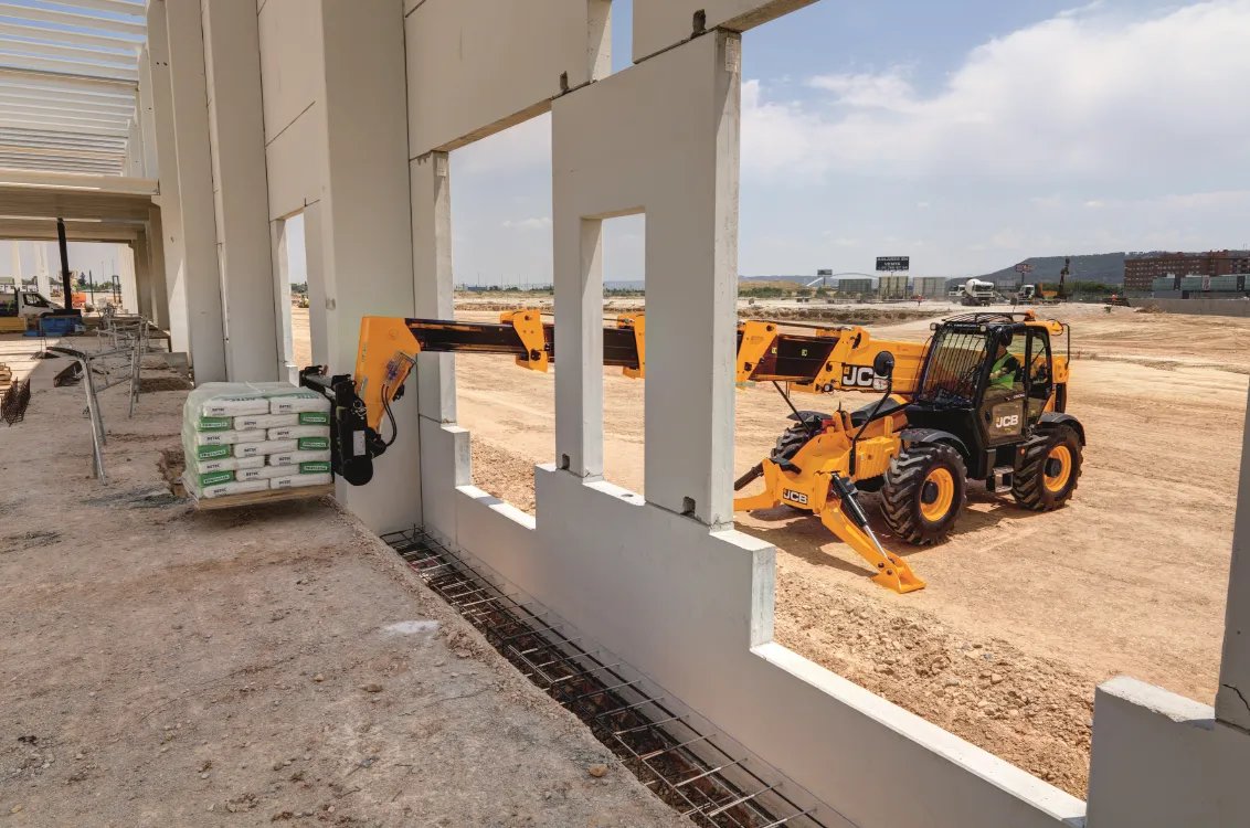 JCB 508-66TC Telehandler showing reach capability