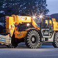 JCB 510-42 Telehandler hauling construction material