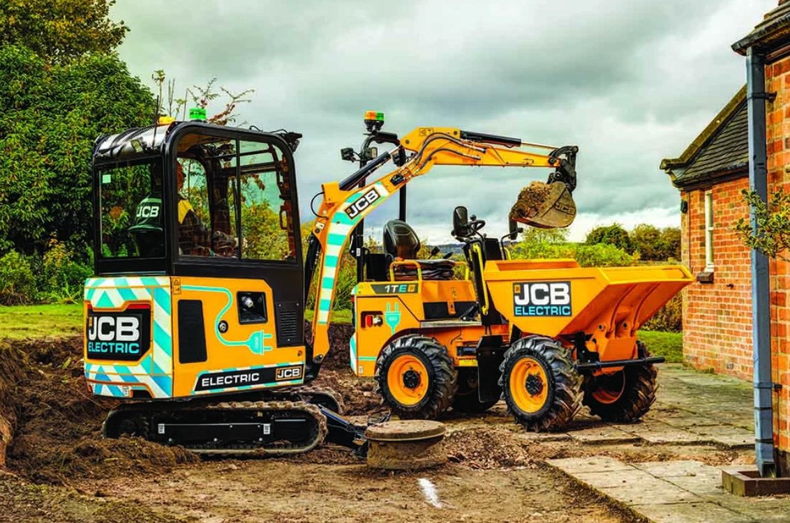 JCB 1TE Electric Site Dumper getting loaded by a JCB electric mini excavator
