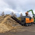 Doppstadt INVENTHOR Type 6.2 Slow-Speed Shredder shredding scrap wood waste