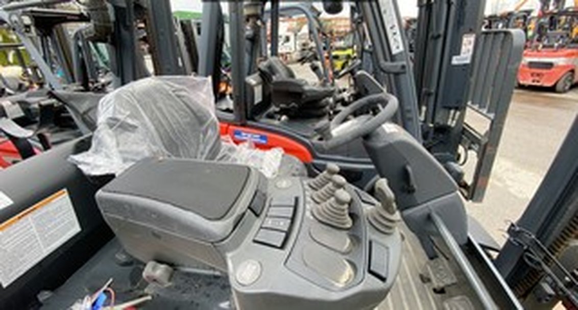 2023 Linde H30T 1202 Series 