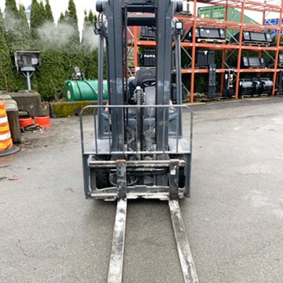 Linde H25 IC Pneumatic Forklift 3-Stage 