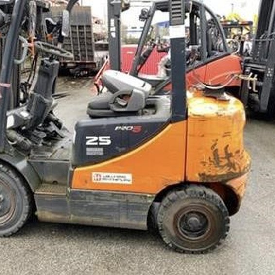 2011 Doosan G25N-7 IC Pneumatic Forklift 
