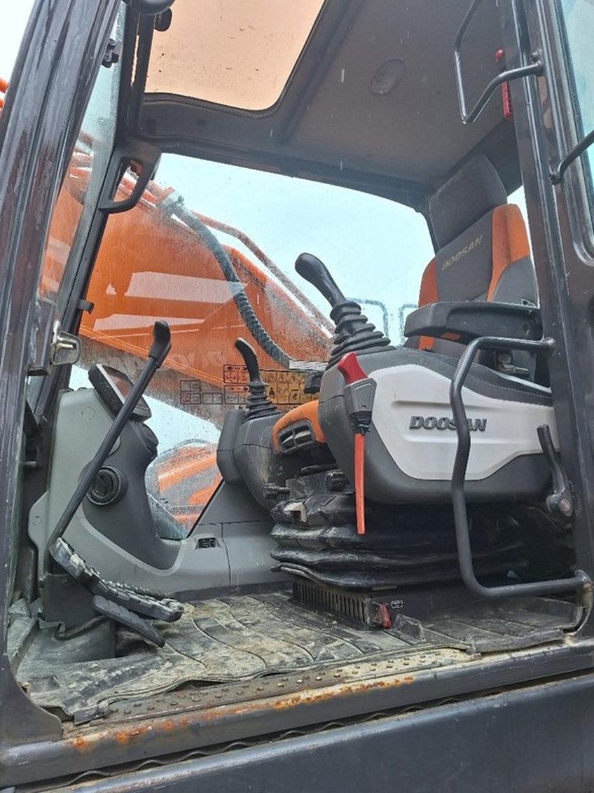 2018 Doosan DX350LC 