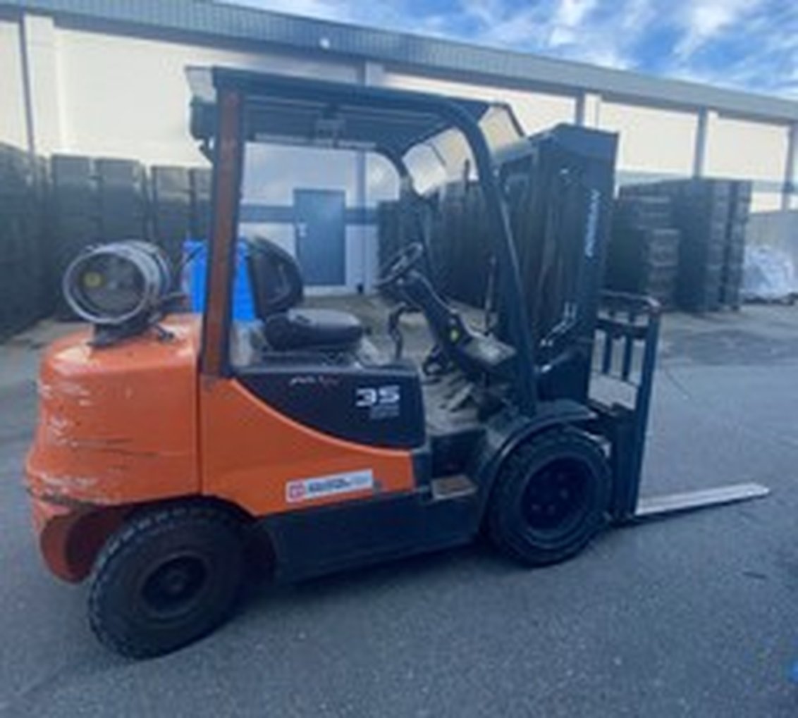 2015 Doosan G35 FORKLIFT - G35C - C-5MLP 
