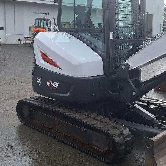 2022 Bobcat E42 Mini Excavator 