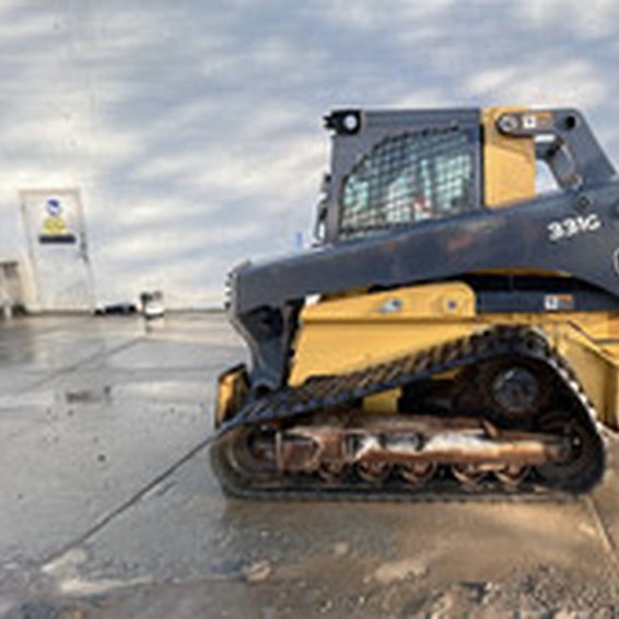 2019 John Deere 331G 