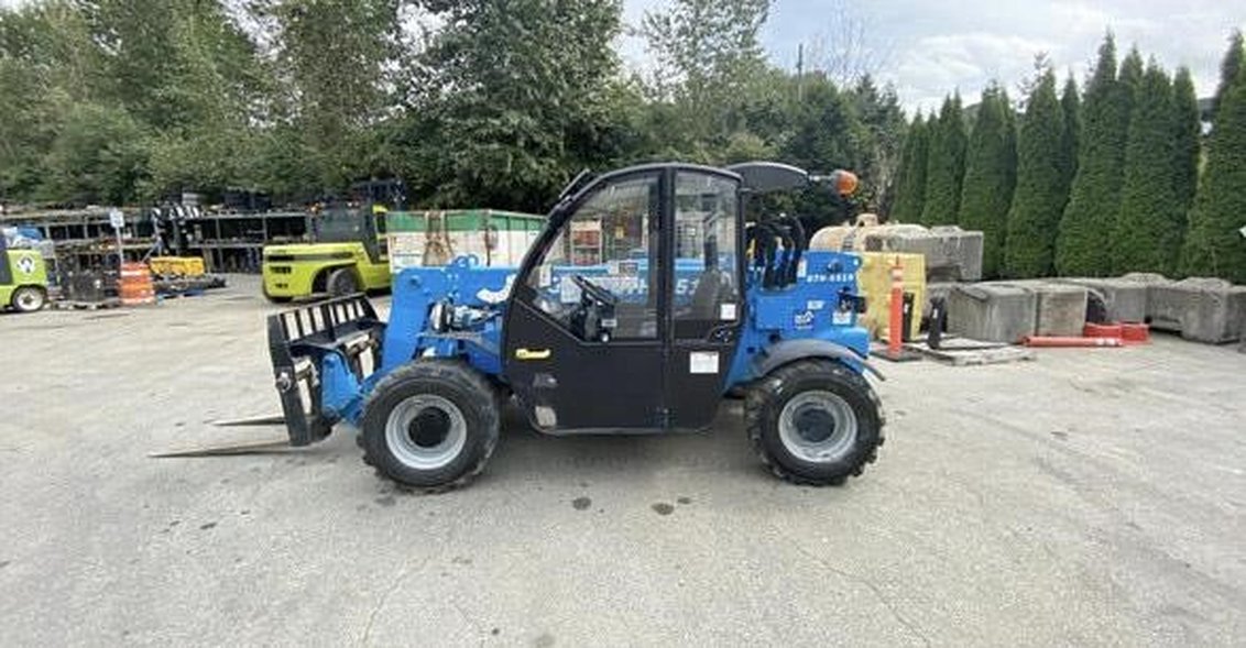 2024 Genie GTH5519 