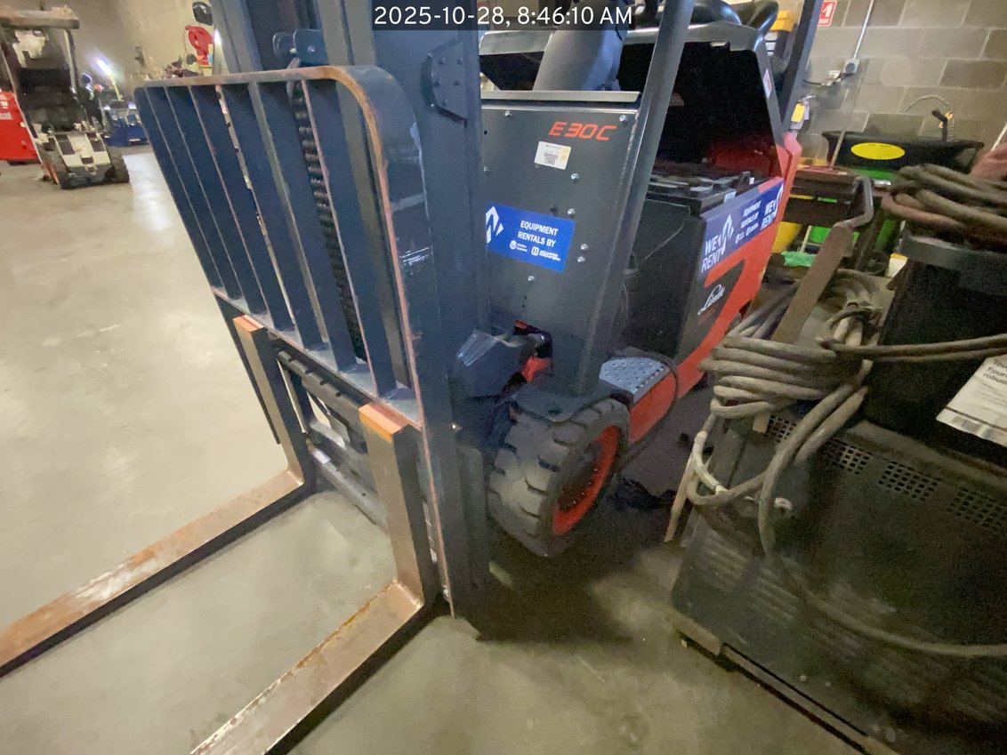 2023 Linde E30 FORKLIFT - E30 - C 