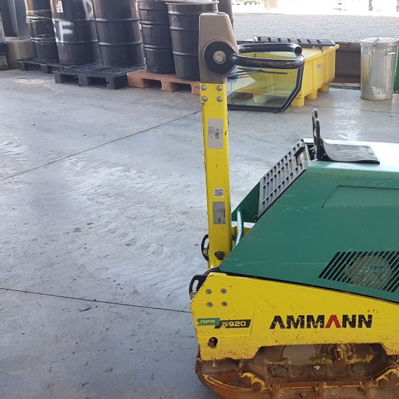 2015 Ammann APR5920 Reversible Plate Compactor 
