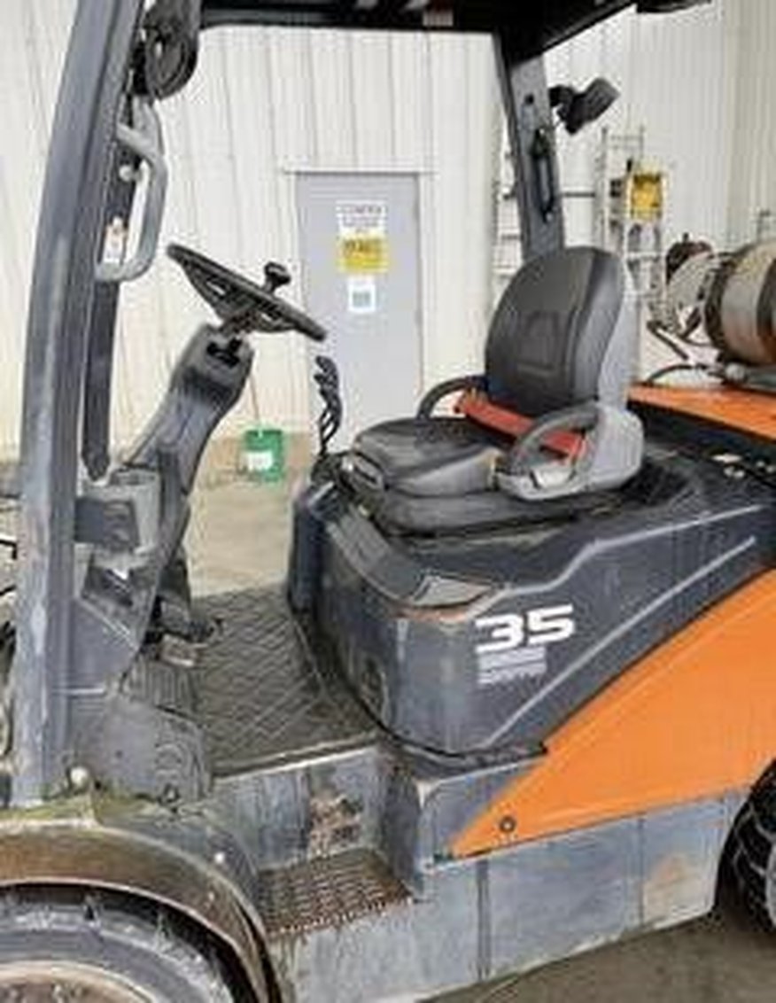 2021 Doosan G35-7 IC-Pneumatic Forklift 