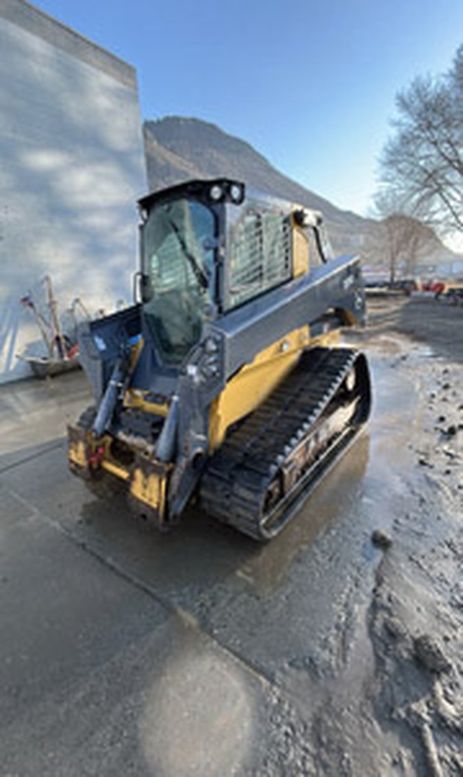 2019 John Deere 331G 