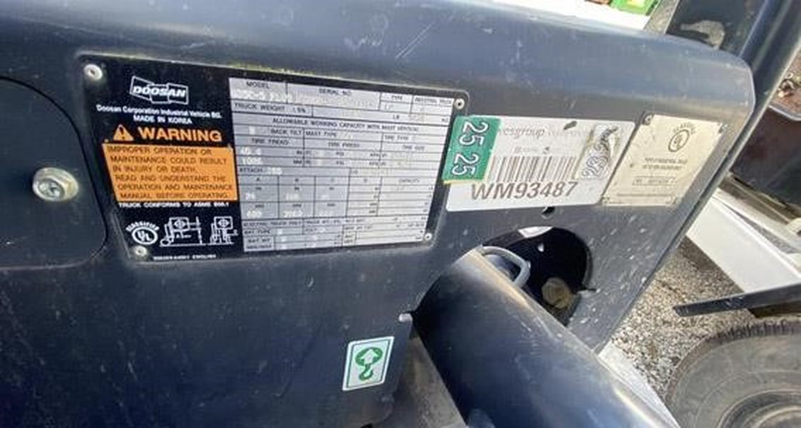 2015 Doosan G35-7 IC-Pneumatic Forklift 