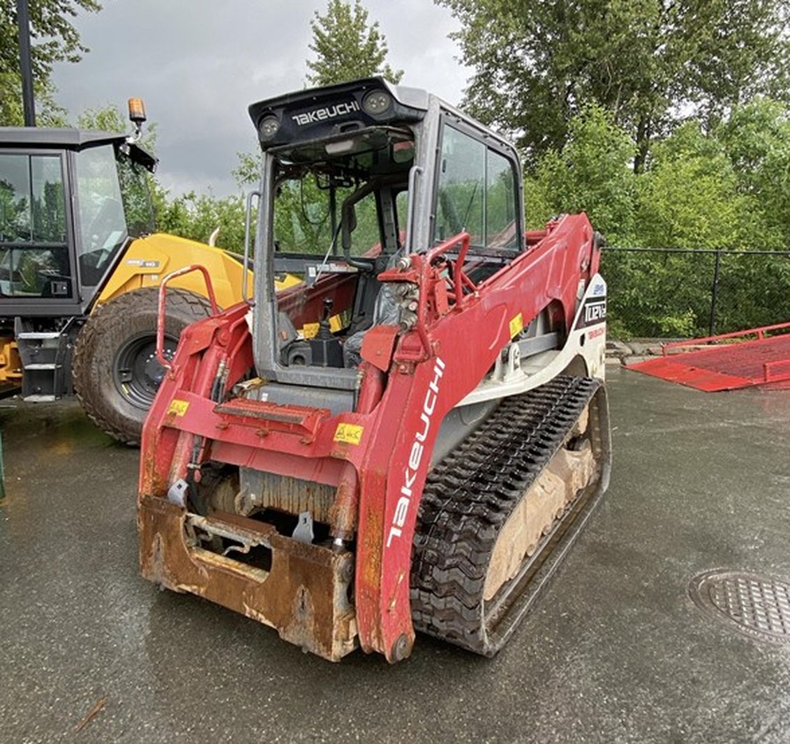 2020 Takeuchi TL12V2 