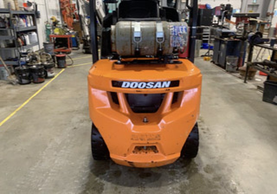 Doosan G30E-5 IC Pneumatic Forklift 