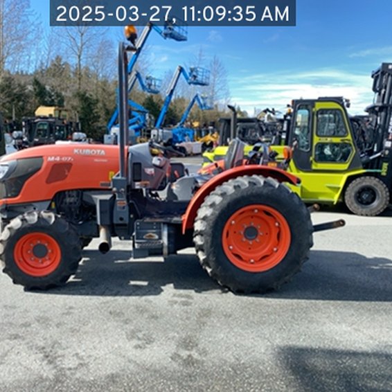 Kubota KUBOTA M4-071 - M4-071 TRACTOR -  