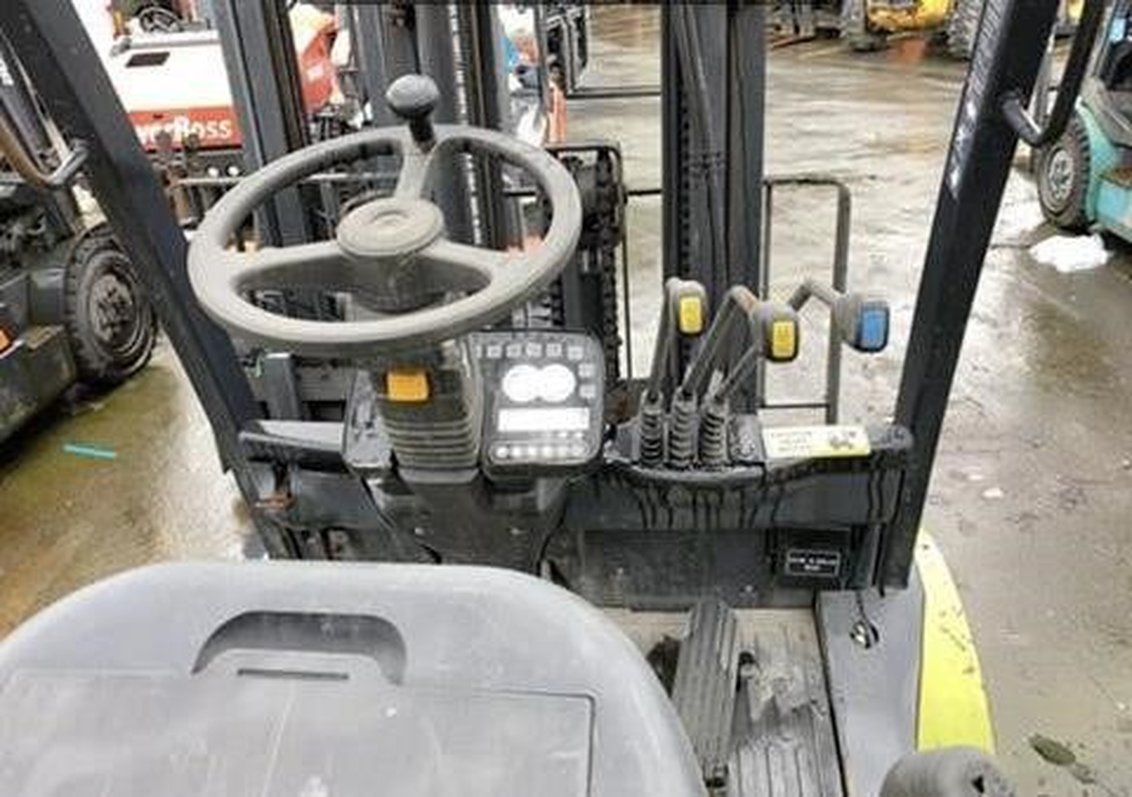 2014 Clark C30 IC Pneumatic Forklift 