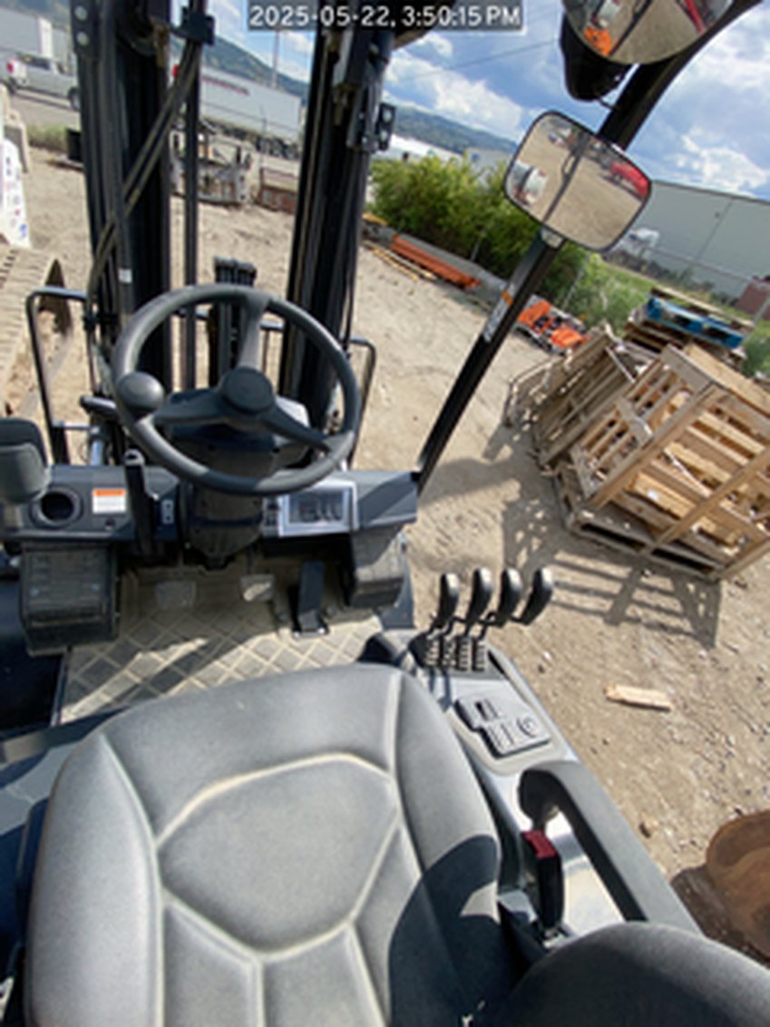 2022 Doosan G30E-5 IC Pneumatic Forklift 