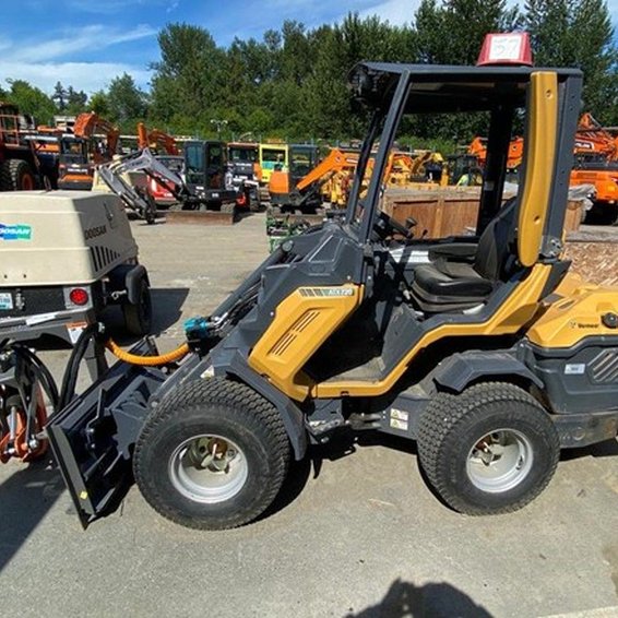 2021 Vermeer ATX720 Small Articulated Loader 