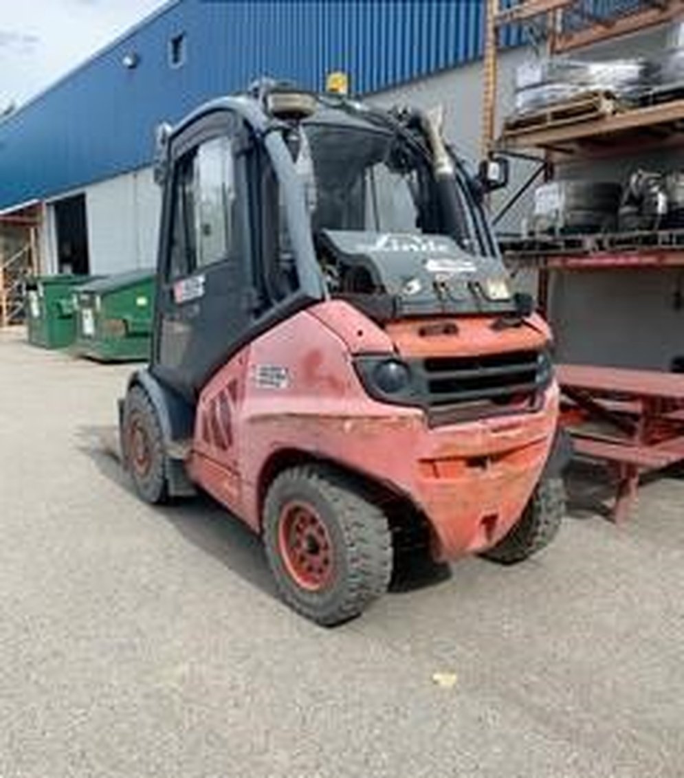 2010 Linde H45 IC Pneumatic Forklift 