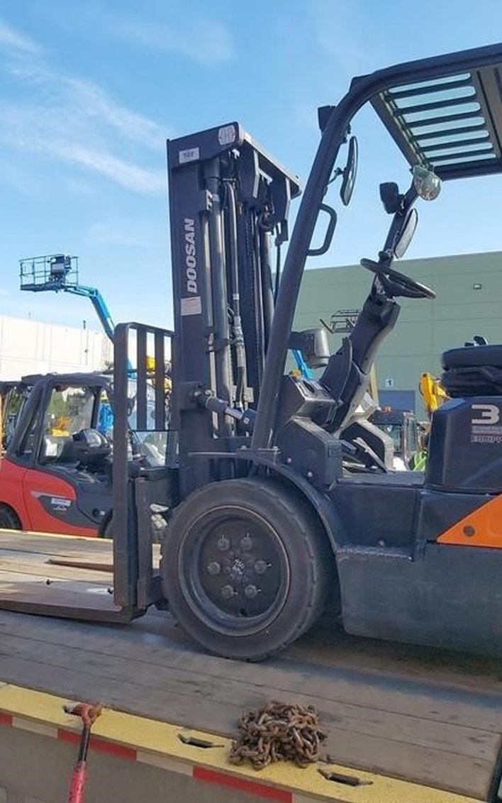2023 Doosan G30E-5 IC Pneumatic Forklift 