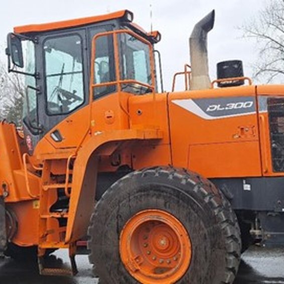 2015 Doosan DL300-5 Wheel Loader 
