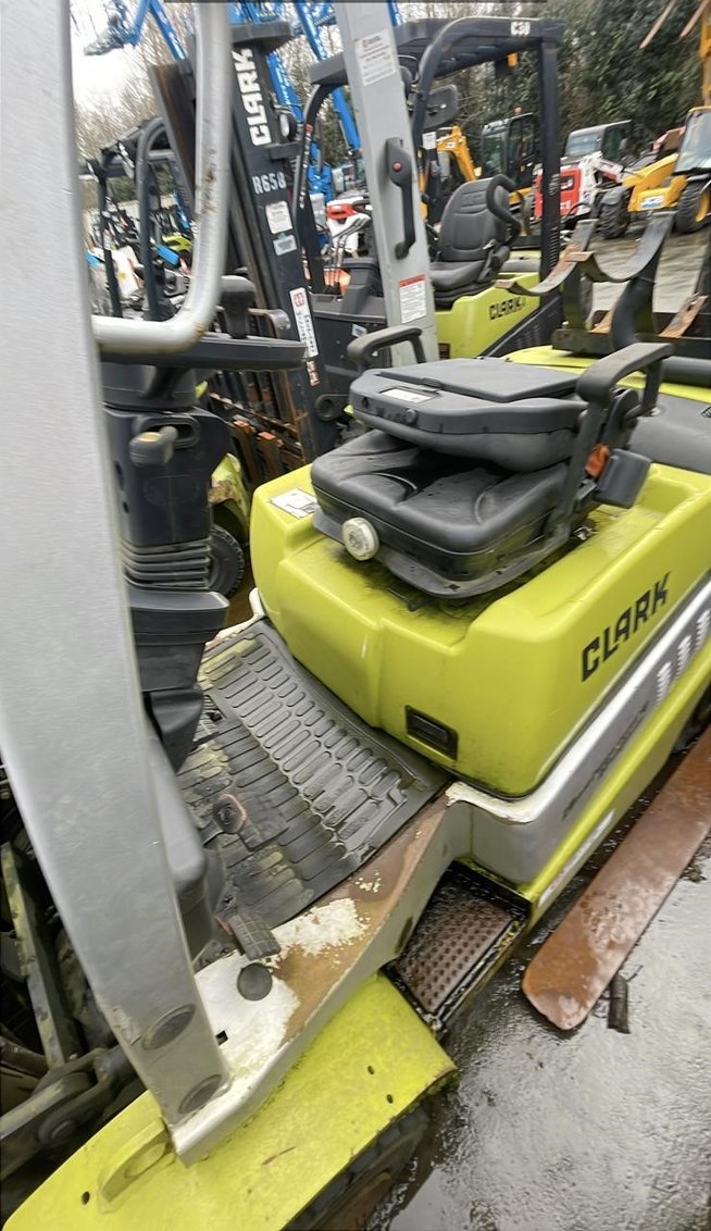 2017 Clark C30 IC Pneumatic Forklift 