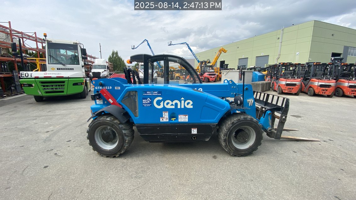 2024 Genie GTH5519 