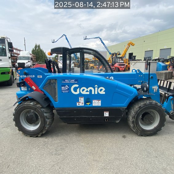 2024 Genie GTH5519 