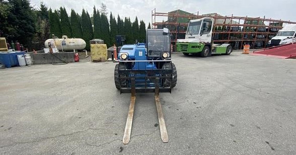 2024 Genie GTH5519 